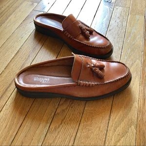 Vintage 90’s mule loafer in caramel leather.